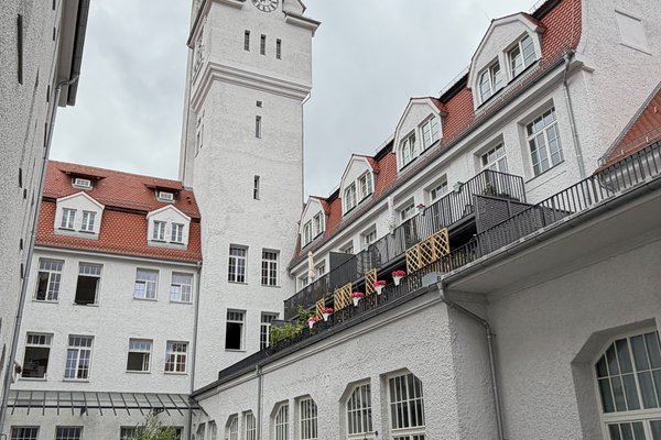 Außenansicht Straßenbahnwerkstätten Fuchsstraße